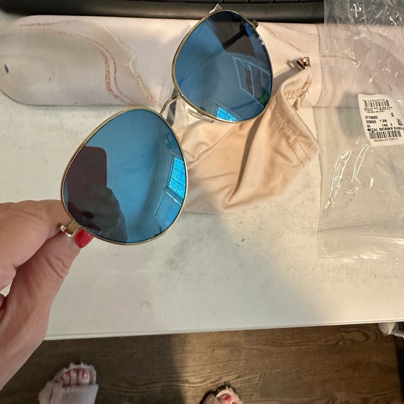 Tory Burch TY6082 329655 56mm Shiny Gold Metal Sunglasses - Picture 10 of 12